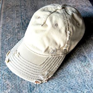 🔥 True Religion Vintage Distressed Hat 🔥